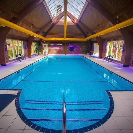 Atholl Apartment - A Unique Apartment In Countryside Park With Wifi And Access To Pool And Bar Perth Eksteriør bilde